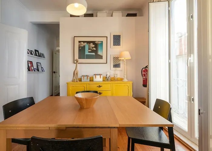 דירה Amazing 2bd - Bp31 ליסבון